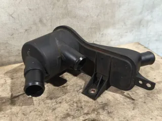 6G9Q6A785AA Маслоотделитель (сапун) Ford Focus 2 1.8л Арт 117162182, вид 2