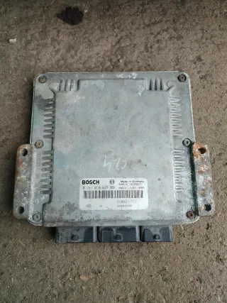 02810106378,8200211711 Блок управления двигателем Renault Laguna 2 2.2л Арт 20020, вид 1