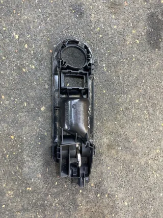  Ручка внутренняя задняя левая Volkswagen Golf 4 Арт B256-80, вид 2