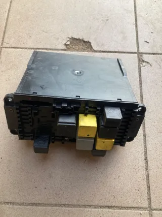 2035453601 Блок предохранителей Mercedes C W203 Арт 117232580, вид 2
