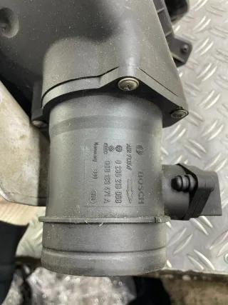06B133837  Корпус воздушного фильтра Volkswagen Passat B5 Арт M075, вид 5