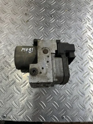 8E0614111A Блок АБС (ABS) Volkswagen Passat B5 Арт M081, вид 1