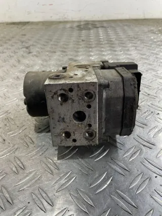 8E0614111A Блок АБС (ABS) Volkswagen Passat B5 Арт M081, вид 2