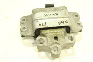  Подушка двигателя Volkswagen Passat B6 2.0л TDi Арт 117759237, вид 2