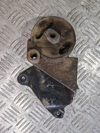 191199279C Подушка двигателя Volkswagen Jetta 2 1.6л Арт 118553614, вид 1