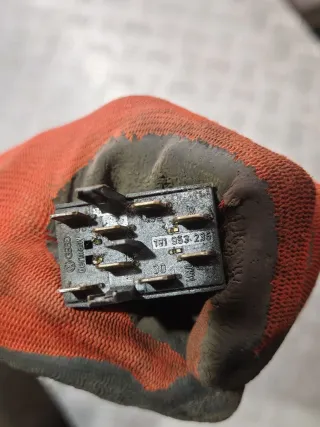 191953235 Кнопка аварийки Volkswagen Jetta 2 Арт 118553662, вид 5