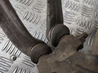 8D0407258 Кулак поворотный передний правый Audi A4 B5 Арт 118559743, вид 2