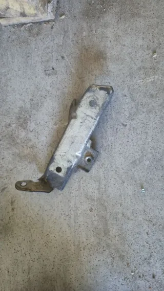  Кронштейн (крепление) Mercedes ML W164 Арт Z-118559294, вид 1