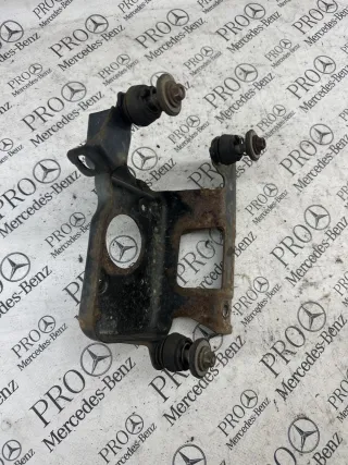  кронштейн компрессора пневмоподвески Mercedes GL X164 Арт 106575, вид 3