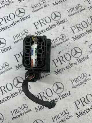 A2513200058 Блок клапанов пневмоподвески Mercedes GL X164 Арт 106574, вид 1