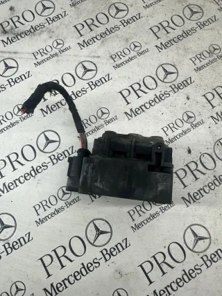 A2513200058 Блок клапанов пневмоподвески Mercedes GL X164 Арт 106574, вид 3