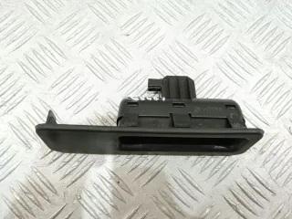 7381867 Кнопка открытия багажника BMW 1 F40 Арт 68687, вид 2