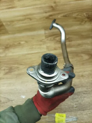  Трубка системы рециркуляции EGR Peugeot 407 2.0л Арт 77420, вид 3