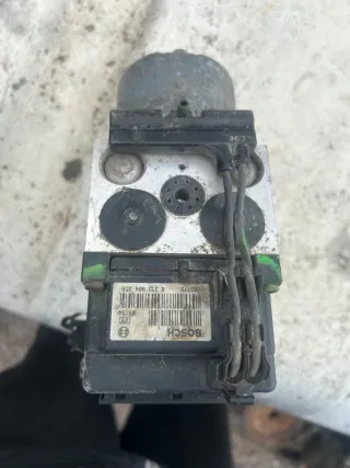 8E0614111AH Блок АБС (ABS) Volkswagen Passat B5 Арт 119723769, вид 4