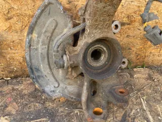  Ступица передняя правая Volkswagen Passat B5 Арт 119759088, вид 3