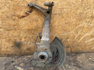  Ступица передняя правая Volkswagen Passat B5 Арт 119759117, вид 1