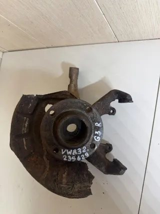  Ступица передняя правая Volkswagen Golf 3 Арт 119759346, вид 2