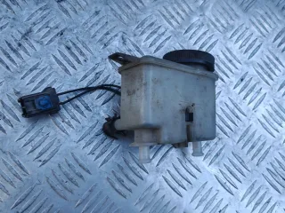  Бачок тормозной жидкости Mazda 323 BA Арт 119759513, вид 2