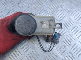  Бачок тормозной жидкости Mazda 323 BA Арт 119759513, вид 3