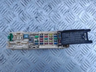  Блок предохранителей Mazda 323 BA Арт 119759540, вид 3