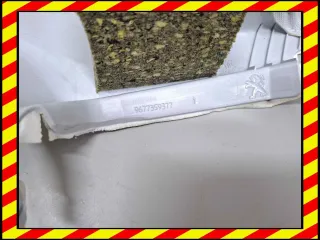 9677359377 Обшивка стойки передней правой (накладка) Peugeot 308 2 restailing Арт 119759938, вид 2