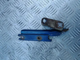  Петля капота Mazda 323 BA Арт 119760205, вид 1