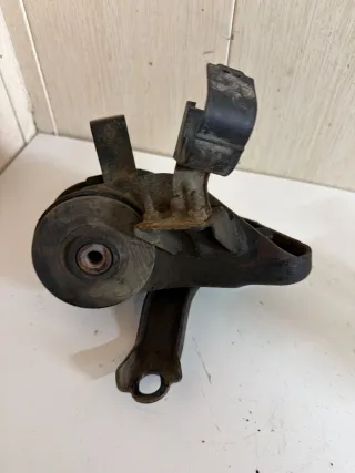  Подушка двигателя Mazda 626 GF Арт 119760236, вид 3