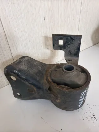  Подушка двигателя Mazda 626 GF Арт 119760243, вид 2