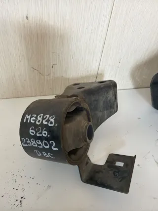  Подушка двигателя Mazda 626 GF Арт 119760243, вид 1