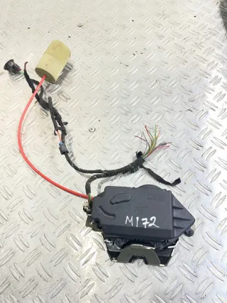  Замок крышки багажника Mercedes ML W164 Арт M172, вид 1