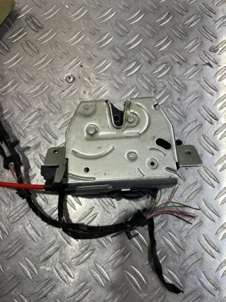  Замок крышки багажника Mercedes ML W164 Арт M172, вид 5