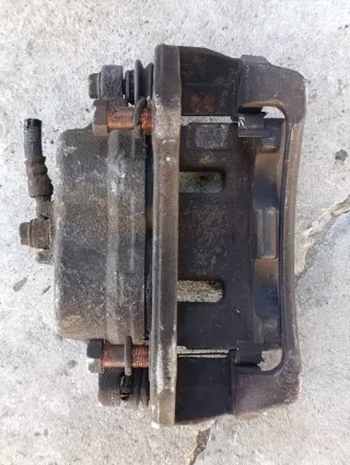  Суппорт тормозной передний левый Hyundai Santa FE 1 (SM) Арт 119853567, вид 5