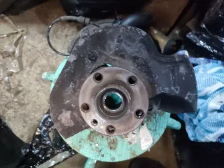  Кулак поворотный передний правый Citroen C8 Арт 009598, вид 1