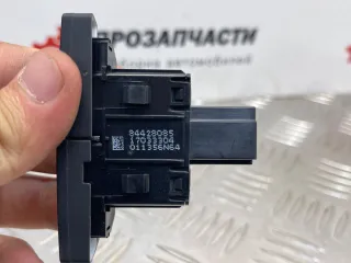 84428085 Кнопка аварийки Chevrolet Equinox 3 restailing Арт 14-365-141, вид 3