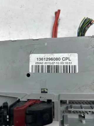1361296080,1364523080 Блок предохранителей Citroen Jumper 2 Арт 20580, вид 3