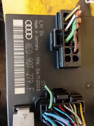 8E0907279F Блок бортовой сети Audi A4 B6 Арт 119888421, вид 3