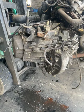 20LM02 КПП (Коробка передач механическая) Peugeot 406 2.2л Арт M323, вид 3
