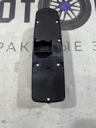  Кнопка стеклоподъемника переднего левого Porsche Cayenne 958 Арт 122580235, вид 3