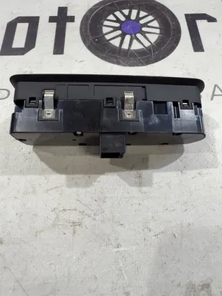  Кнопка стеклоподъемника переднего левого Porsche Cayenne 958 Арт 122580235, вид 2