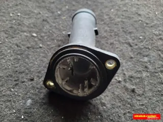045121121A Корпус термостата Volkswagen Golf 4 Арт 38682144, вид 2