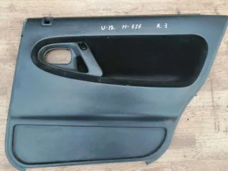  Обшивка задняя правая Mazda 626 GE Арт 38943178, вид 1