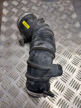 5V045 Патрубок воздушного фильтра Mitsubishi Carisma Арт 019773, вид 2