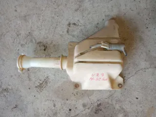  Бачок омывателя Mazda 626 GF Арт 40059883, вид 2