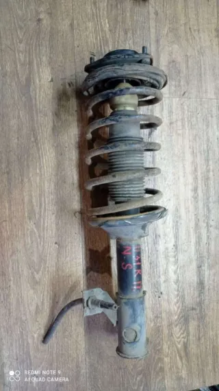  Стойка амортизатора переднего правого Nissan Sunny N14 Арт 42534967, вид 1